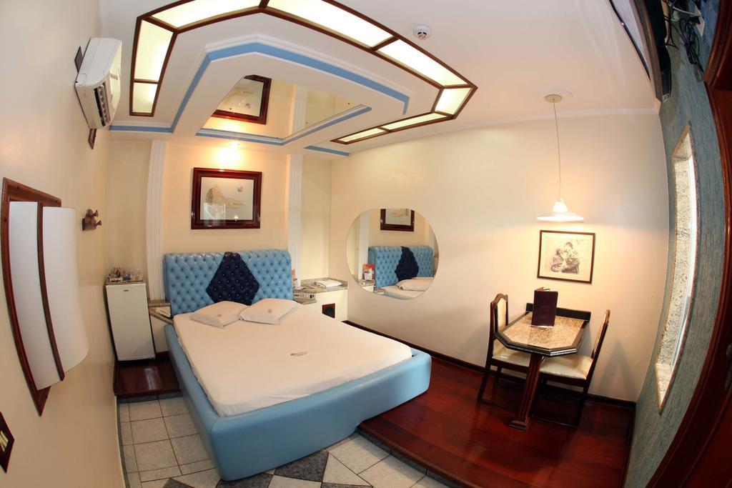 Hotel & Motel Le Baron (Adults Only) Pôrto Ferreira 部屋 写真