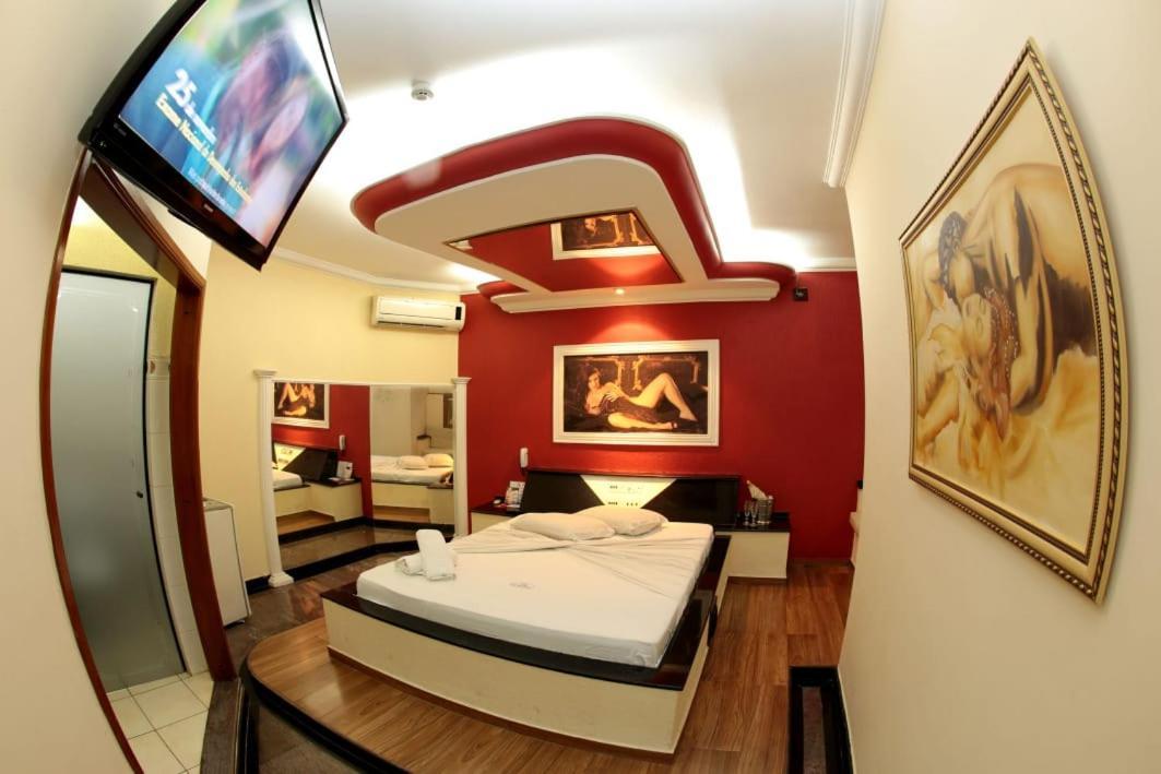 Hotel & Motel Le Baron (Adults Only) Pôrto Ferreira エクステリア 写真
